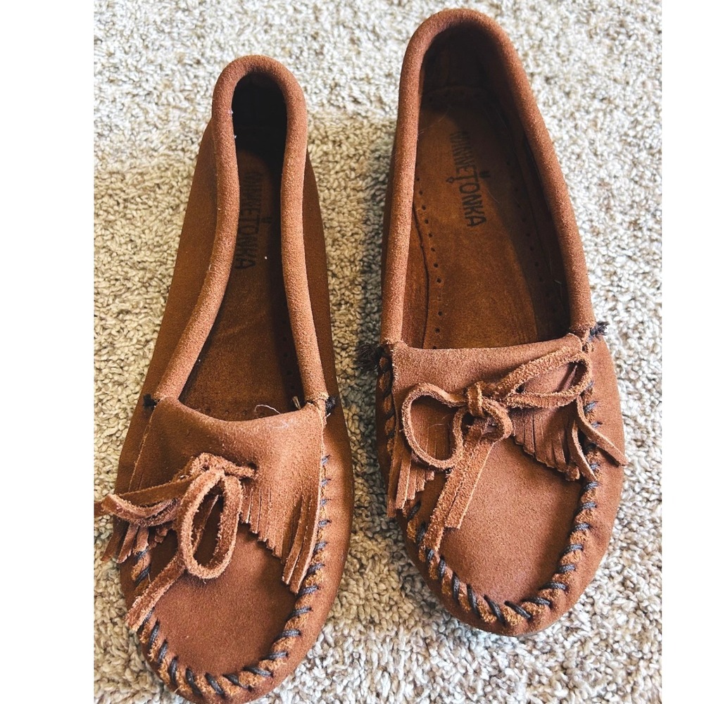 Minnetonka Kilty Boho Suede Moccasin Brown Fringe Flats Shoes SZ 8.5 (RUN BIG)